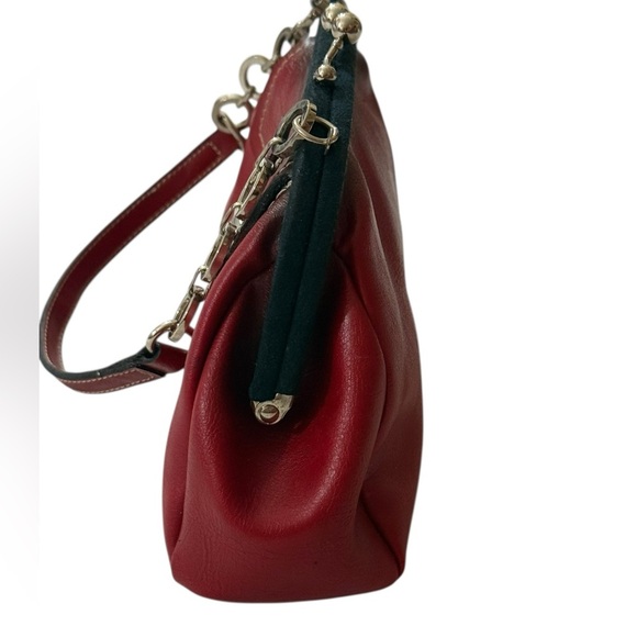 Red Leather Rockabilly Punk Retro Doctor-Style Chain Accent Handbag - Picture 6 of 13